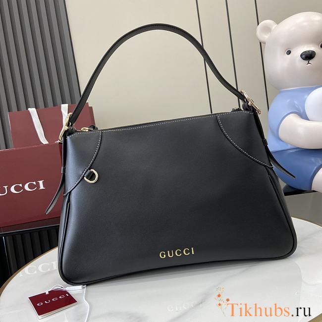 Gucci GG Emblem Medium Shoulder Bag Black 37x23x8cm - 1