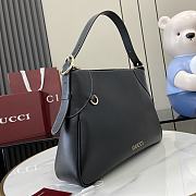 Gucci GG Emblem Medium Shoulder Bag Black 37x23x8cm - 4