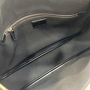 Gucci GG Emblem Medium Shoulder Bag Black 37x23x8cm - 3