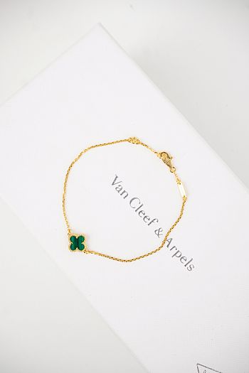 Van Cleef VCA Green Bracelet