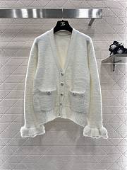 Chanel White Cardigan 07 - 1