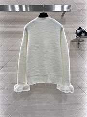 Chanel White Cardigan 07 - 4