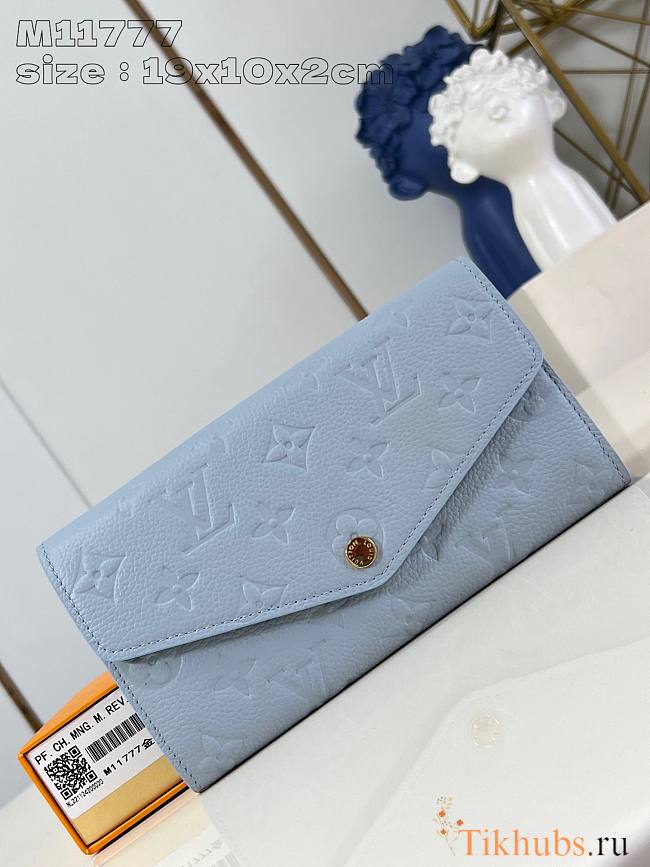 Louis Vuitton LV Sarah Wallet Blue 19x10.5x2cm - 1