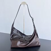 Bottega Veneta Zigzag Leather Shoulder Bag 38x30cm - 1