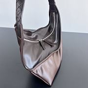 Bottega Veneta Zigzag Leather Shoulder Bag 38x30cm - 6