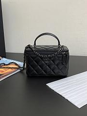 Chanel Vanity Top Handle Black Lambskin 16x10x8cm - 1