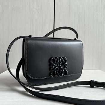 Loewe Goya Shoulder Bag Small Black 22x15cm