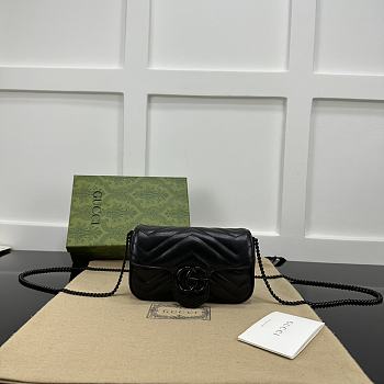 Gucci Marmont Super Mini Bag Black 16.5x10x5cm