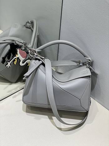 Loewe Puzzle Small Bag Grey Calfskin 24cm