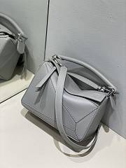 Loewe Puzzle Small Bag Grey Calfskin 24cm - 3