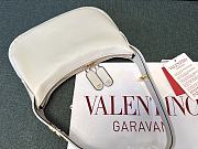 Valentino Garavani Hobo White Shoulder Bag 30x24x3cm - 3