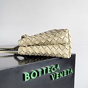 Bottega Veneta Small Andiamo Beige 25x22x10.5cm - 4