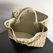 Bottega Veneta Medium Andiamo Beige 32.5x24x12cm - 6