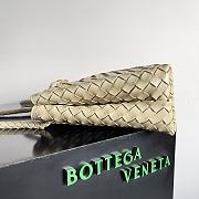 Bottega Veneta Medium Andiamo Beige 32.5x24x12cm - 3