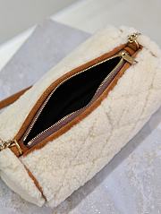 YSL Shearling Sade Shoulder Bag 20x10x10cm - 5