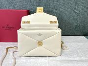 Valentino Garavani One Stud White Bag 19x14x11cm - 2