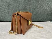 Valentino Garavani One Stud Brown Bag 19x14x11cm - 3