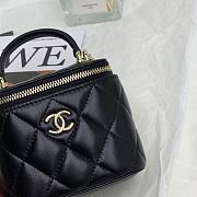 Chanel Mini Top Handle Vanity Black Gold Lambskin 11x8.5x7cm - 2