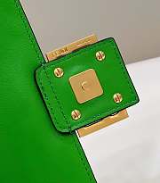 Fendi Baguette Green Leather Bag 27x5x15cm - 5