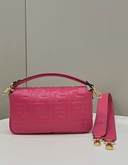 Fendi Baguette Pink Leather Bag 27x5x15cm - 5