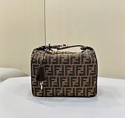 Fendi Zucca Canvas Vanity 26x15x19cm - 1