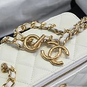 Chanel Vanity Case White Caviar Gold Bag 17cm - 3