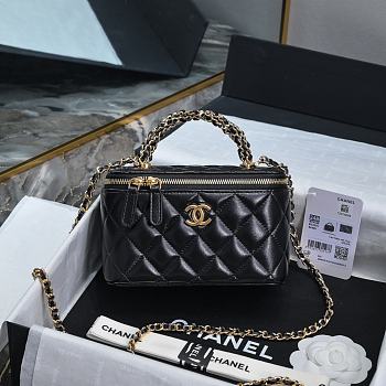 Chanel 24B Vanity Case Black Lambskin 19x9.5x8cm