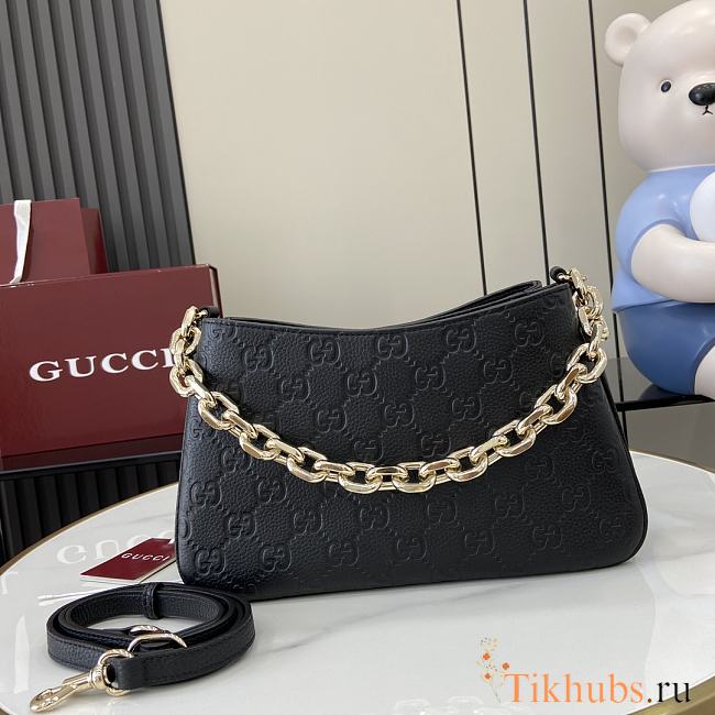 Gucci GG Emblem Small Shoulder Bag Black 18x13.5x10cm - 1