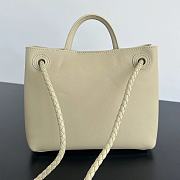 Bottega Veneta Small Andiamo Bag Beige Leather 25x22x10cm - 4