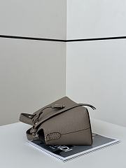 Fendi By The Way Selleria Medium Dove Grey 29x13x17cm - 2