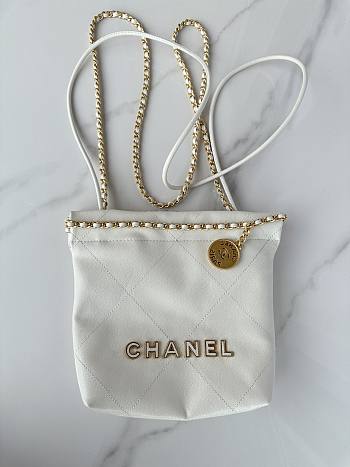 Chanel Mini 22 Handbag White Caviar Gold 20x19x6cm