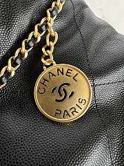 Chanel Mini 22 Handbag Black Caviar Gold 20x19x6cm - 2