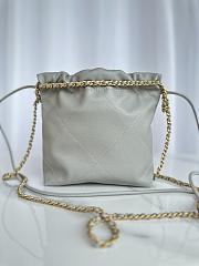 Chanel Mini 22 Handbag Grey Caviar Gold 20x19x6cm - 3