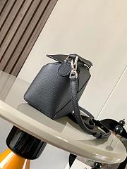 Loewe Puzzle Mini Shoulder Black Bag 18x12x8cm - 2