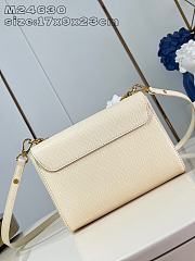 Louis Vuitton LV Twist MM White Bag 23x17x9.5cm - 2