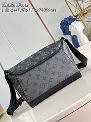 Louis Vuitton LV Pulse Messenger Bag Monogram 26.6x17x11cm - 5