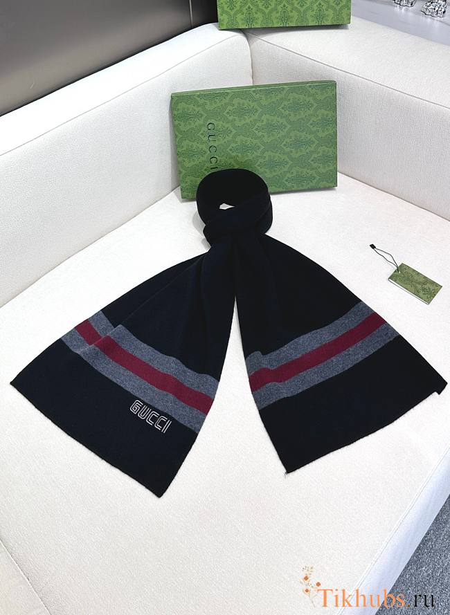 Gucci Black Scarf 180x32cm - 1