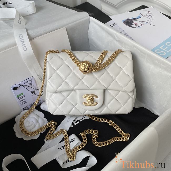 Chanel Mini Flap Bag Camellia Lambskin White Gold 18x13x7cm - 1