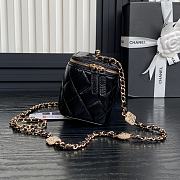 Chanel 24k Vanity Black Lambskin 17cm - 5