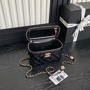 Chanel 24k Vanity Black Lambskin 17cm - 4