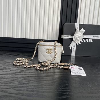 Chanel Vanity White Bag 11x8.5x7cm