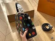Louis Vuitton LV Capucines Black 27cm - 2