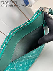 Louis Vuitton LV Pochette Voyage Souple Green 30x21x7.5cm - 2