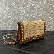 Valentino Garavani Rockstud Raffia Effect Pouch 18.5x12x4cm - 4