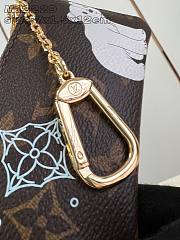 Louis Vuitton LV Key Pouch Blue 12x7x1.5cm - 4