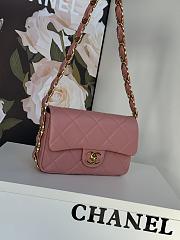 Chanel Small Flap Bag Lambskin Gold Pink 21x14x7cm - 3