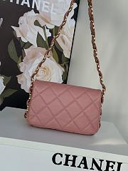 Chanel Small Flap Bag Lambskin Gold Pink 21x14x7cm - 2