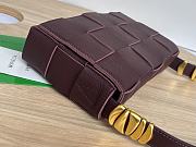 Bottega Veneta Cassette Burgundy Shoulder Bag 23x15x5.5cm - 2