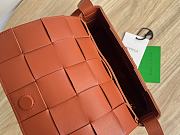 Bottega Veneta Cassette Orange Shoulder Bag 23x15x5.5cm - 4