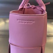 Bottega Veneta Small Arco Tote Bag Pink 30x20x11.5cm - 3